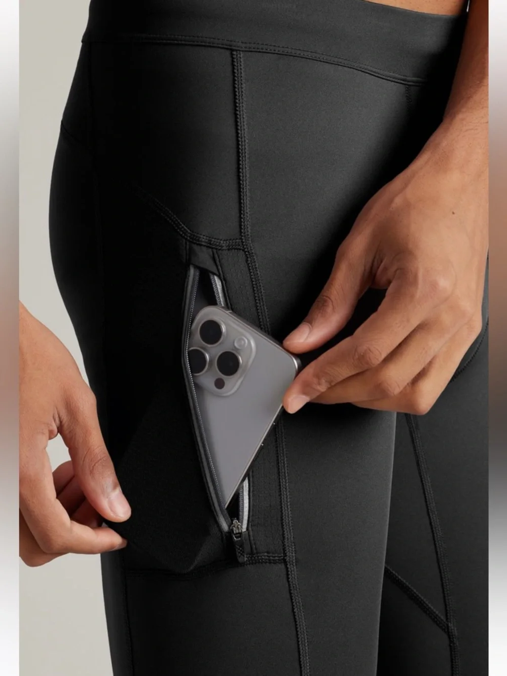 Rhône Men’s Elevation Compression Tight - Picture 3 of 14